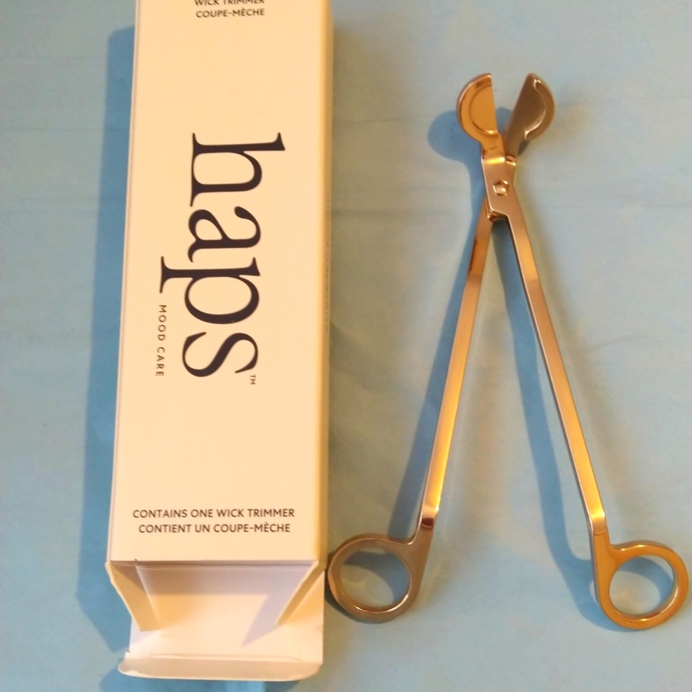 Wick trimmer